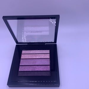 MAC Veluxe Pearlfusion Shadow